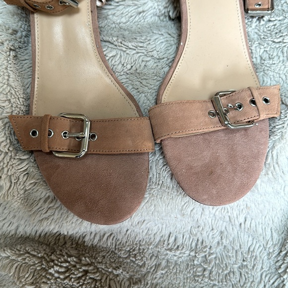NWOT Gap pink suede buckle heel sandals - Picture 4 of 8